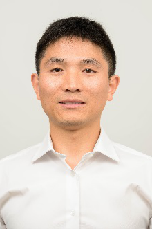 Portrait of Dr Xuyun Zhang