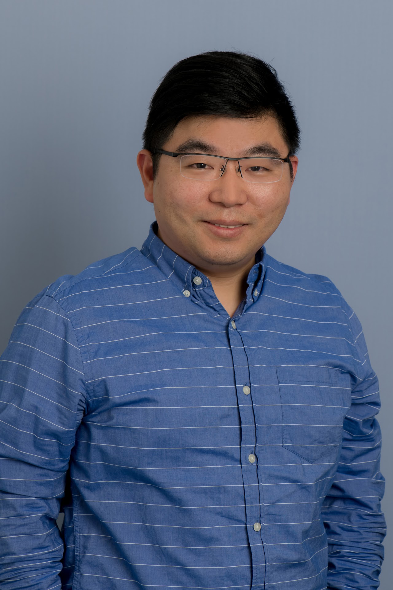 Portrait of A/Prof. Xiao Liu